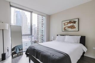 Blueground River North 2bd apartment CHI-1114 - 1