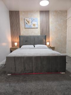 CHUB Luxury Ensuite - 8