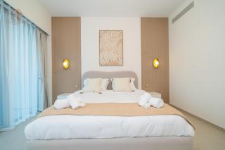 Cozy 2-Bed Home with Burj Khalifa Views 204GR-2 - 7