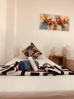 La Sirenne Inn - 7