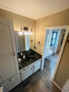 Full HOME with 2 KING BEDS and a POOL - Owasso - 1