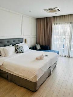 Gold Apartment With Sea View In Da Nang Bay - Da Nang - 2
