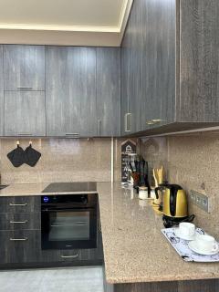 Travelers Lodge apartment 182 in the heart of the city - Bisjkek - 1