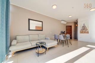 Duplex 2BR penthouse with Balcony, Rooftop & Views by 360 Estates - Mosta - 8