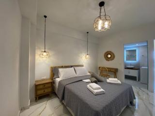 Ocean Blue 2, Seaside Suite - Kalamaki - 2