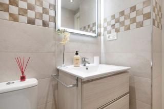 Sunny Apartment new in the center - Torremolinos - 8