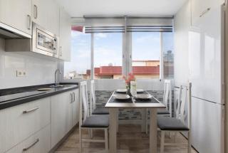 Sunny Apartment new in the center - Torremolinos - 3
