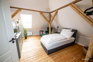 6 Zimmer 130 m2 Wundervoll sanierte Wohnung zentral ruhig hochwertig - 0