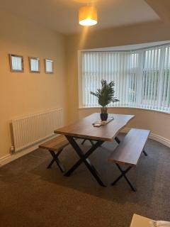 3 Bedroom House Sleeps 7 Ideal for Long Stays and Business Trips - 5