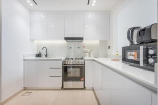 A FREE HOUSEKEEPING VISIT FOR EVERY STAY BETWEEN THE 16TH FEB AND THE 16TH MAR - StayShort - Cozy 1-Bedroom Apartment Perfect for 4 in JVC - Dubai - 8