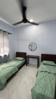 Mama Homestay Sri Damai - 9