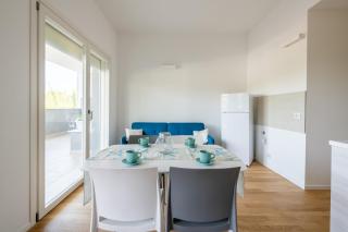 Loft Mare Seafront Modern Stay - Bari - 5