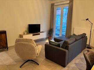 Ruytingen Modern Seaside Suite - 9