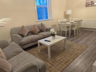 Stadium Three Bedroom - Town Moor - 5