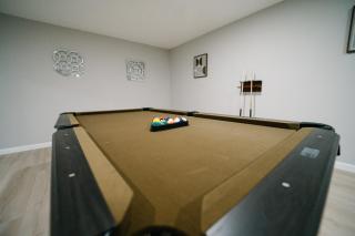 Spacious 5BR 3BA Free Parking Minutes to DC with Pool - 8