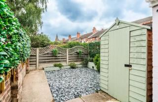 Spacious Home in Lincoln - Steeple View House, sleeps 4, free parking - Lincolnshire - 4