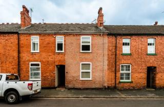 Spacious Home in Lincoln - Steeple View House, sleeps 4, free parking - Lincolnshire - 3