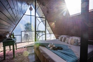 Fairytale Treehouse In Bahu By Bastiat Stays - 8
