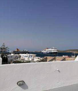 Stephany's Skyline Studio - 1