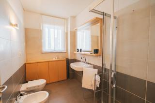 Giax Panoramic View Parking - 5