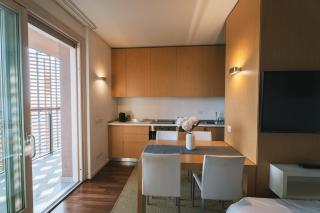 Giax Panoramic View Parking - 4