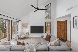 Dream Retreat with Hot Tub, FirePit, Grill and only 15 min to Downtown Chattanooga - 7