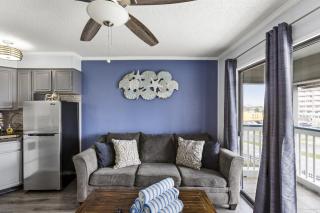 Hot tub Heated Pool Balcony Near Beach Balcony - 1