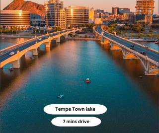Chic 2BR-Spring Training! w Pool, Gym & Parking - Tempe - 2