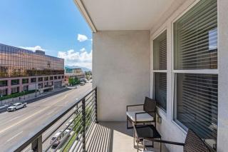 Modern 1BR w Parking, Near Temple Square & Delta Center - Salt Lake City - 6