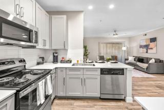 Relaxing 2BR - Scottsdale, Pet-friendly, Sunrise Peak - Scottsdale - 1