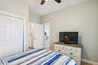 Gulf Crest 2005 - 2 Bedroom 2Bathroom withFantastic View! Family Friendly! Sleeps 8 condo - Panama City Beach - 2