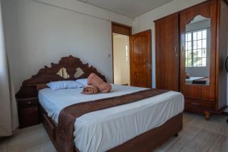 Private Villa & Pool, steps from the Beach - Flic-en-Flac - 1
