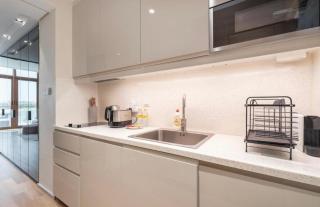 The Pretty Pad on The Palm! - 7