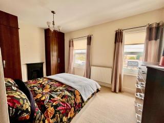 2 bedroom Hidden Gem in Stamford with parking - Stamford - 5