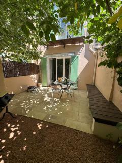 Maison Jasmin in the city center with parking space and terrace - LʼIsle-sur-la-Sorgue - 5
