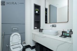 Mira Holiday Homes - Newly 2 bedroom with balcony in Business Bay - 2