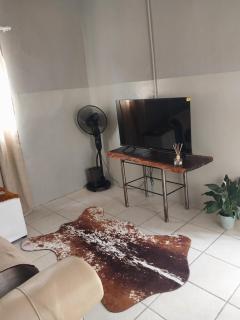 Botshelo clan apartments 1 - 1