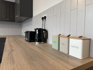 Buxton Road Suites - 9