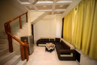 Casa Vista Hideaway 4BR villa by Homeyhuts - Udaipur - 2