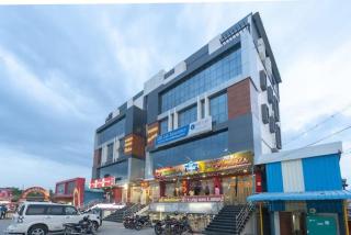 Famous Residency - Tiruchchirāppalli - 0
