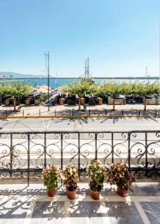 Aigli Seafront Loft-Luxury Design Retreat - Kalamata - 4