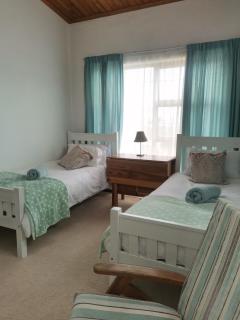 Spacious, comfortable beach house - Pearly Beach - 6