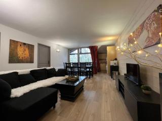 Appartement spacieux 8 pers avec balcon, parking et WiFi, proche centre et thermes - FR-1-512-214 - Brides-les-Bains - 0