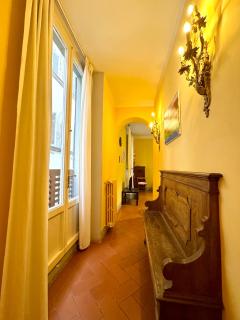A Flat in Santa Croce - Florence - 1