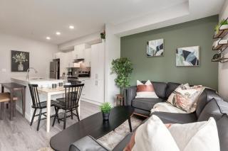 Free Heated Parking, Quick DT Access - Calgary - 9