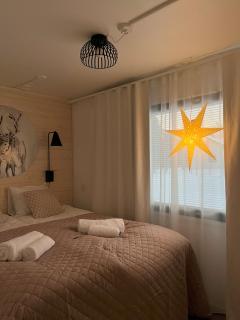 Arctic Cozy Apartment - 7