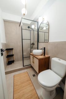 The Monarch Residential 10 - 6