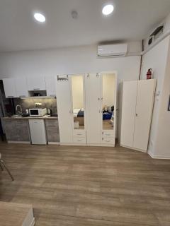 Yan's Place - Studio next to Gozsdu gardens - Budapest - 7