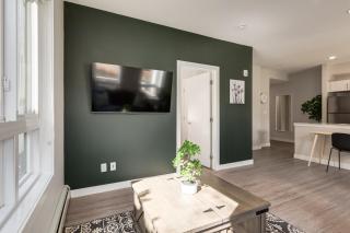 Free Heated Parking, Close to DT, Pet Friendly - 3