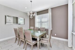 Modern Home With Themed Rooms, Foosball Table And Waterpark Resort Access Near Disney At Encore Resorts Reunion - 253Sf - Orlando - 3